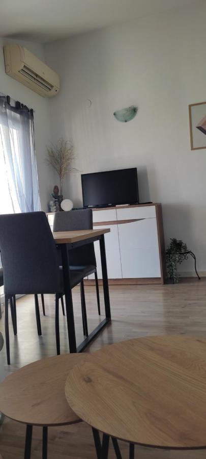 Guesthouse Villa Jurisic Novalja Exteriér fotografie