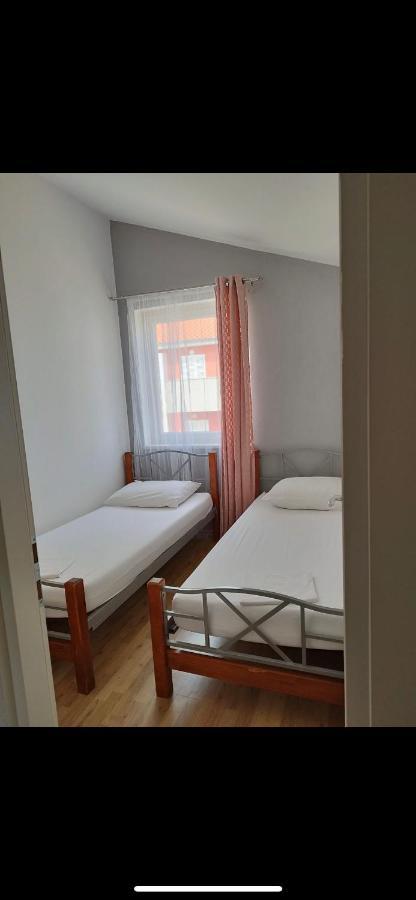 Guesthouse Villa Jurisic Novalja Exteriér fotografie