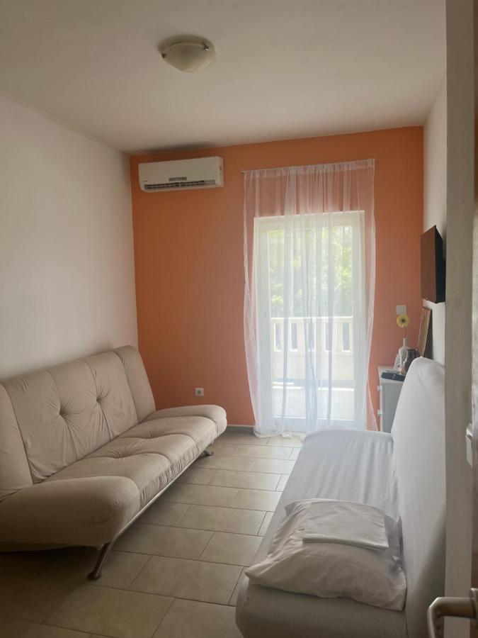 Guesthouse Villa Jurisic Novalja Exteriér fotografie
