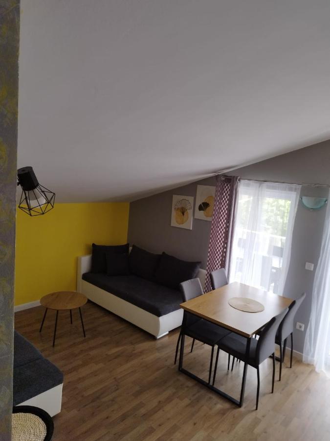 Guesthouse Villa Jurisic Novalja Exteriér fotografie
