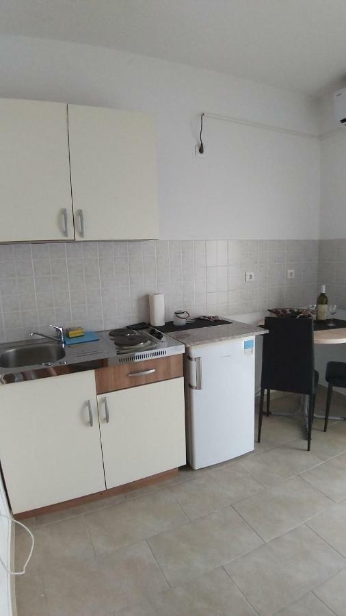 Guesthouse Villa Jurisic Novalja Exteriér fotografie