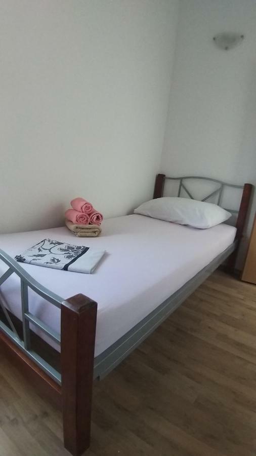 Guesthouse Villa Jurisic Novalja Exteriér fotografie